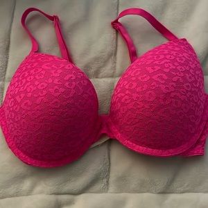 Gently used VS Pink bra 34d